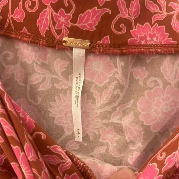 Free People NWT Pink Floral Patterned Skirt - Picture 3 of 5